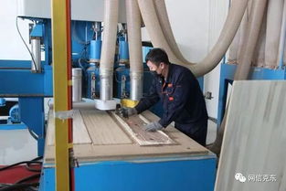 e品鹤城媒体团走进建华 看民族工匠如何以灌装包装设备铸造龙江品牌